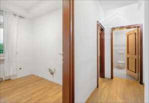 Kind / ehem. Küche / Flur IST