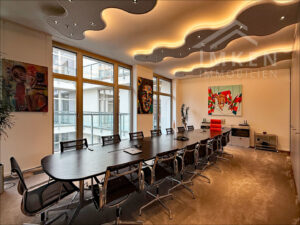 großer Konferenzraum