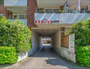 Durchfahrt zum Hinterhaus^