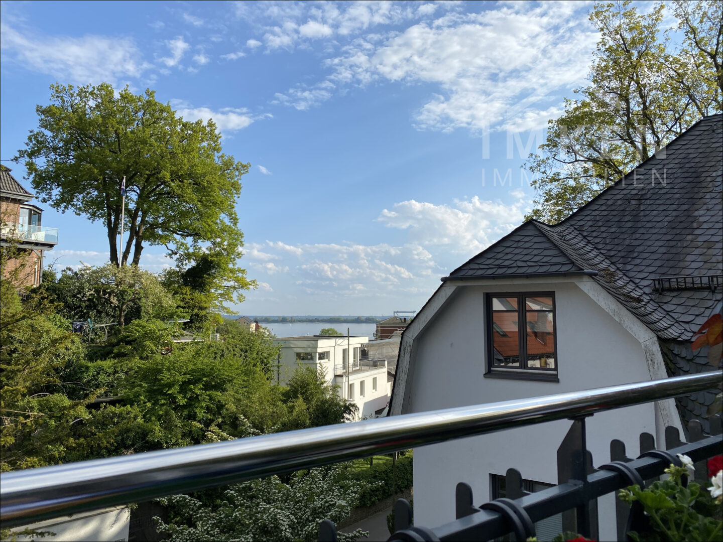 Elbblick vom Balkon W09